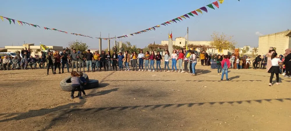 Li Kobanê pîrozbahiyên salvegera 43’yemîn a damezrandina PKK’ê dest pê kirin