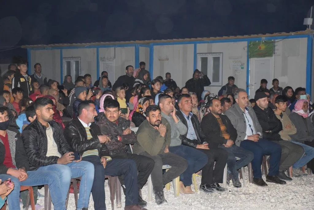 Navenda Şopdarên Rojê belgefîlmê Waşûkanî pêşand