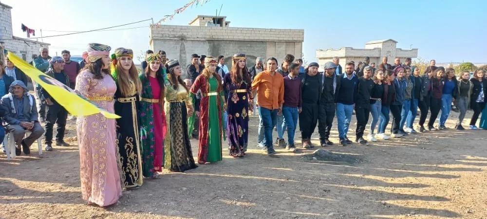 Li Kobanê pîrozbahiyên salvegera 43’yemîn a damezrandina PKK’ê dest pê kirin