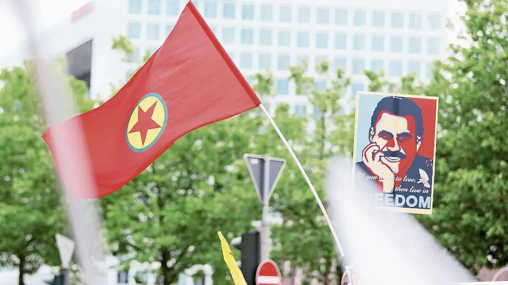 ji bo derxistina PKK`ê "Ji lîsteya terorê" hezar rewşenbîrên cîhanî bang kir