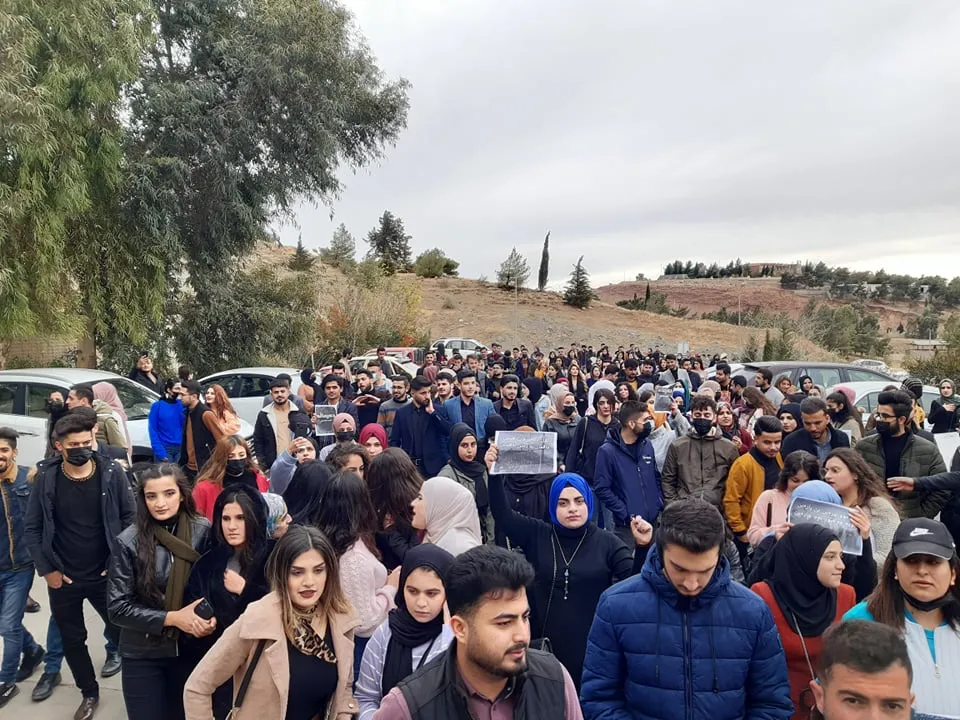Xwendekarên zanîngehên Başûrê Kurdistanê daketin qadan