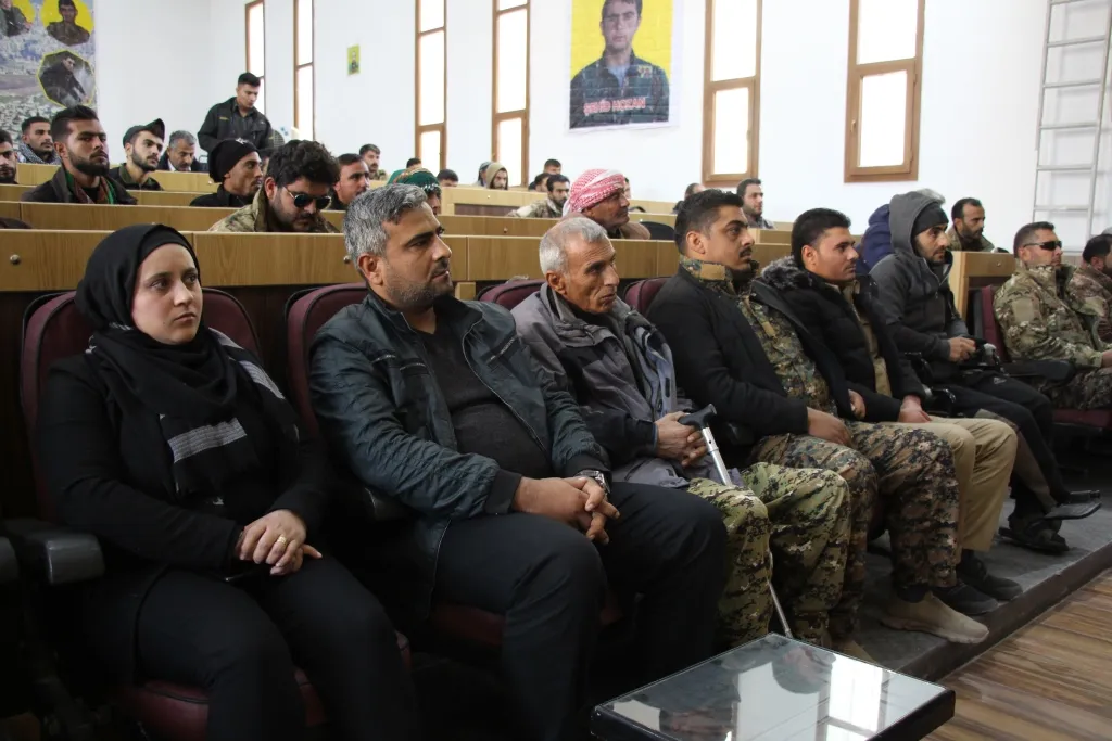 Konferansa birîndarên şer li Minbicê hat lidarxistin