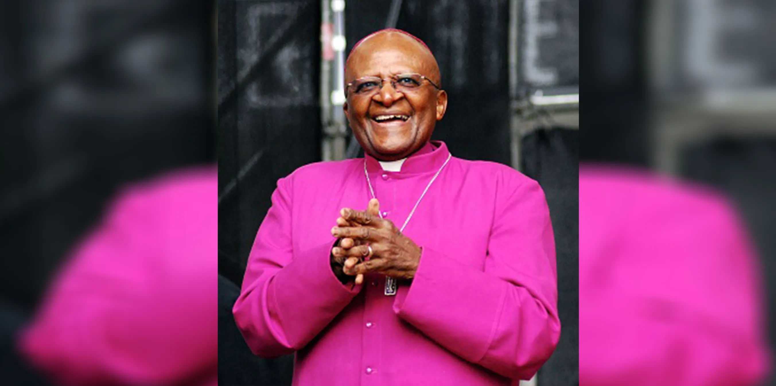 Fermandariya Giştî ya YPJ'ê ji ber wefata Desmond Tutu  sersaxî xwest