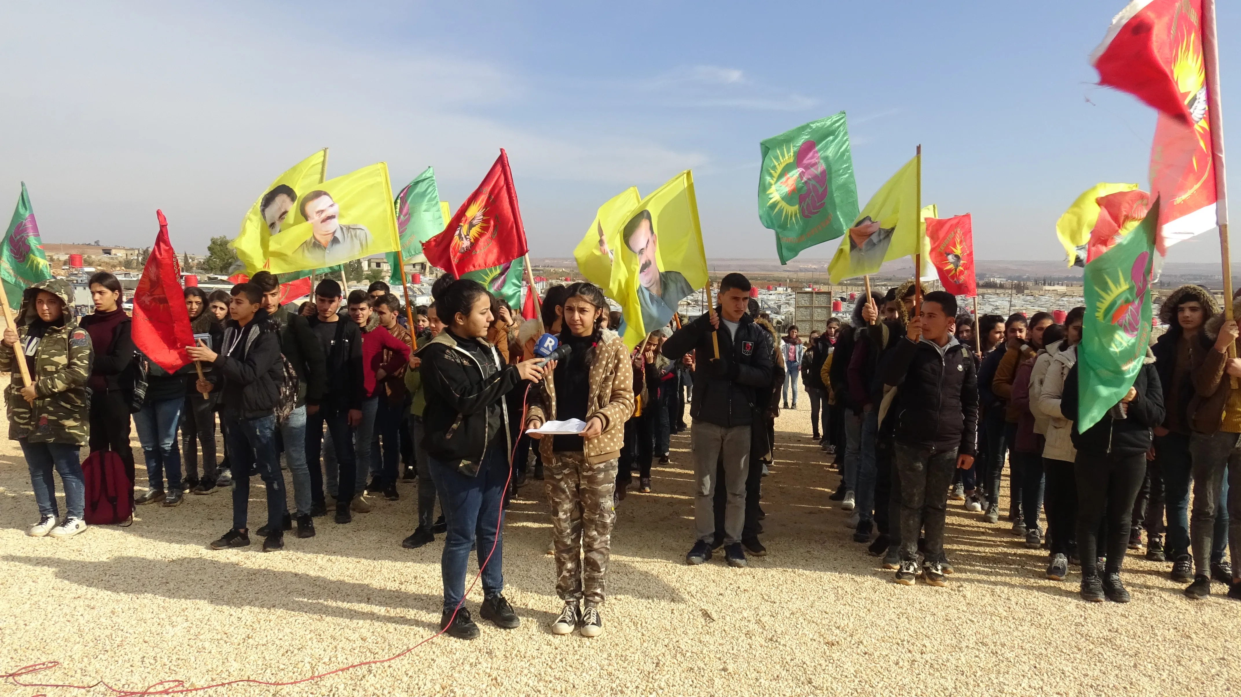Ciwanên Efrînê êrişên PDK`ê li ser ciwanên Rojava şermezar kir  