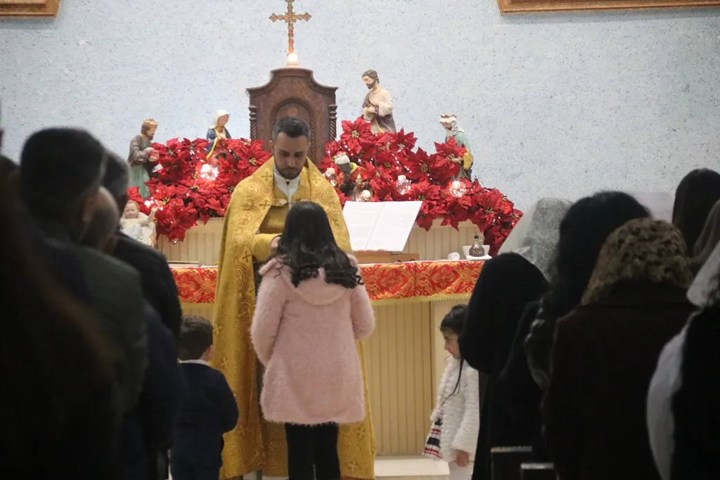 ​​​​​​​Keldanên Dêrikê jidayîkabûna Mesîh pîroz kir