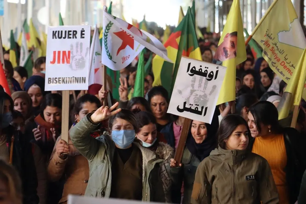 ​​​​​​​Pêkhateyên Bakur û Rojhilatê Sûriyê êrişa dewleta Tirk li dijî Kobanê şermezar kir