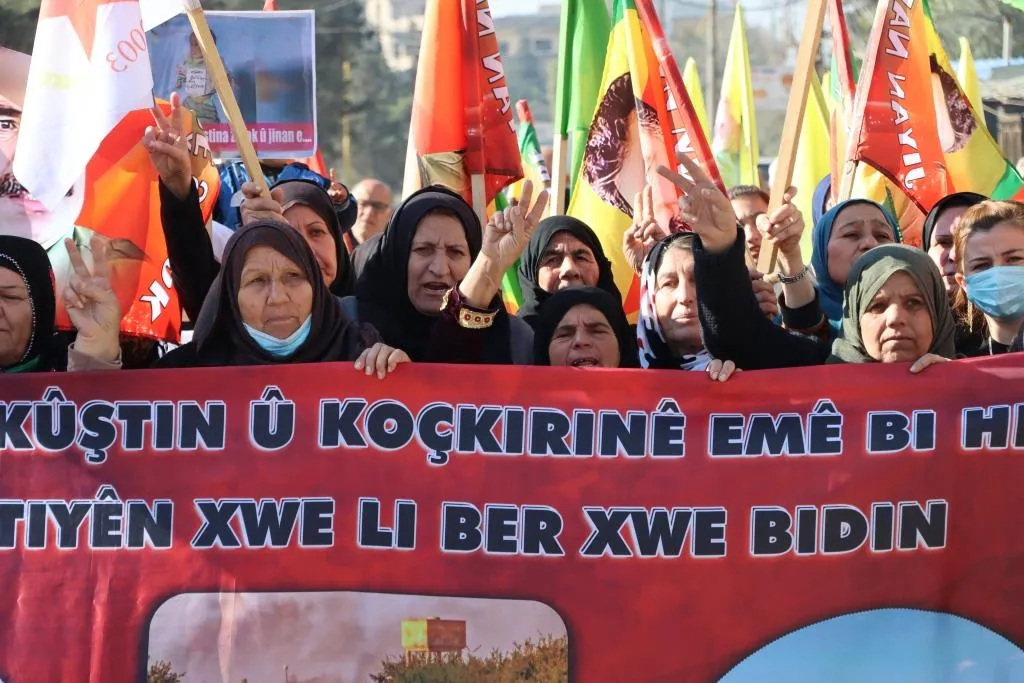 ​​​​​​​Pêkhateyên Bakur û Rojhilatê Sûriyê êrişa dewleta Tirk li dijî Kobanê şermezar kir