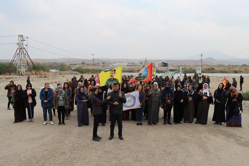 Berteka malbatên şehîdan ên li Sêmalkayê ya li dijî PDK'ê: Cenazeyên me bidin me!