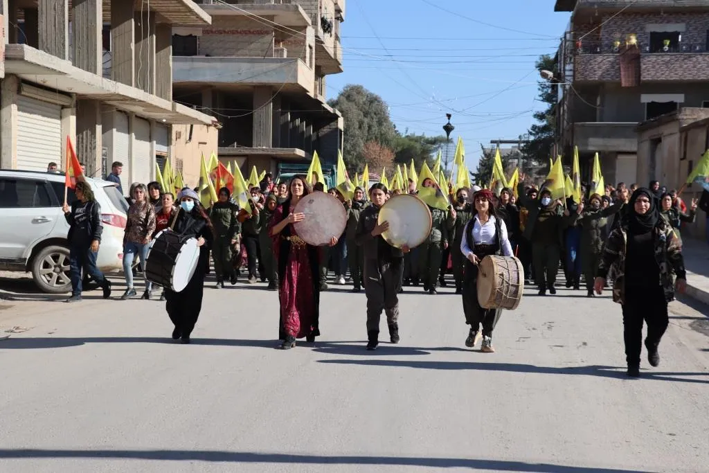 Li kantona Hesekê ji bo azadiya fîzîkî ya rêber Ocalan gel daket qadan