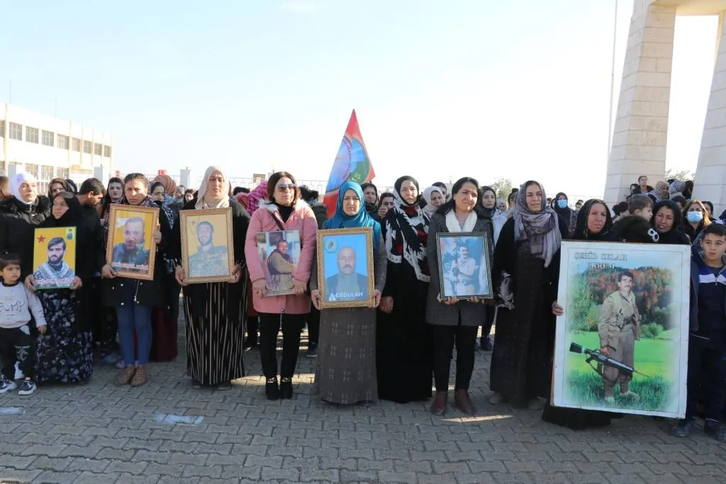 Li Amûdê cangoriyên azadiyê hatin bibîranîn