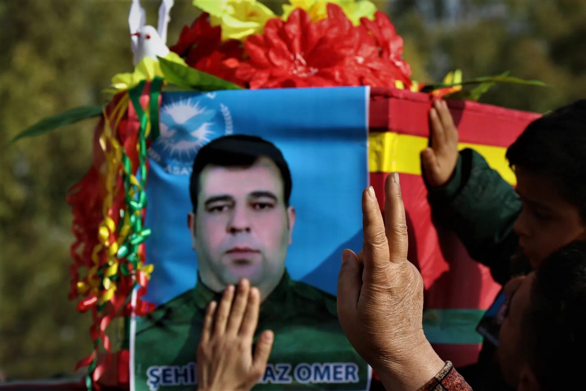 Şehîd Fewaz Omer bi merasîmeke biheybet hat oxirkirin