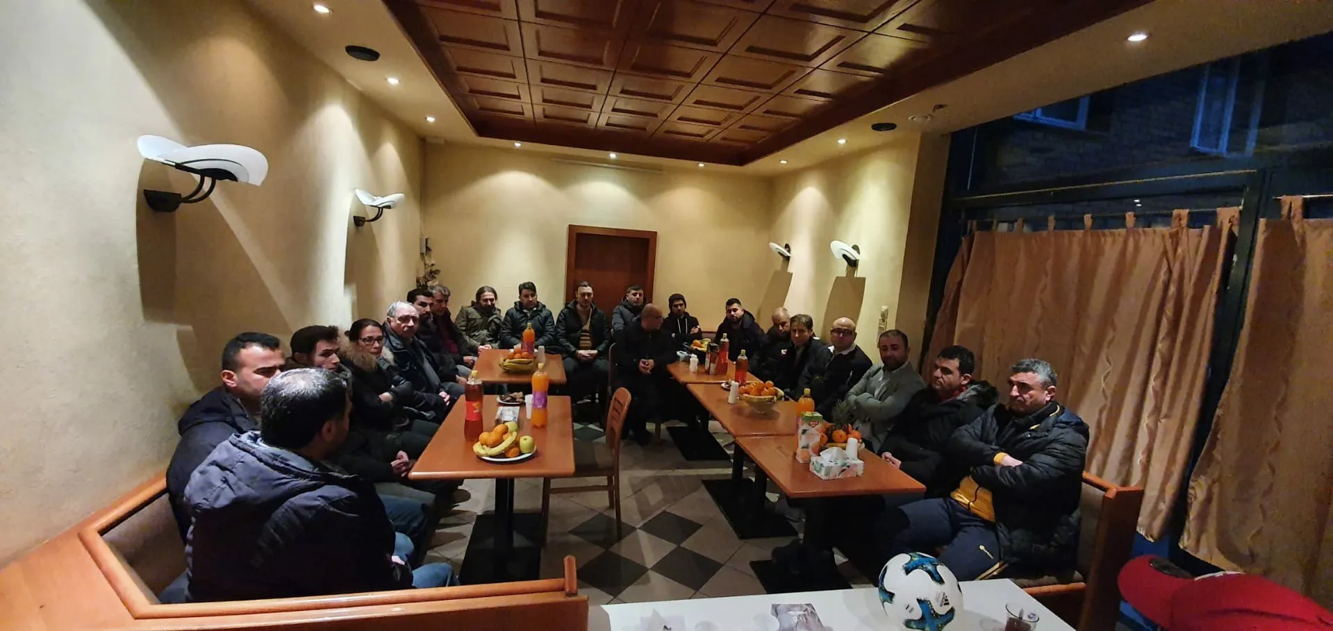 Tîma Rojava ya fotbolê di civîna salê ya li Austria de xebatên xwe nirxandin