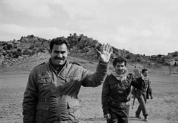 'Bi girankirina tecrîdê hewl didin rê li ber belavbûna fikirê Rêber Ocalan bigirin'
