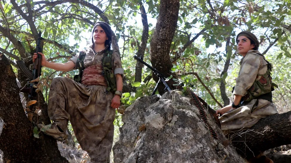 ​​​​​​​Şêniyên Kobanê: Hûn hebûna me diparêzin, em ê piştevaniya we bikin