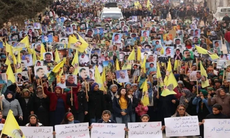 Malbatên şehîdan banga derxistina PKK`ê ji