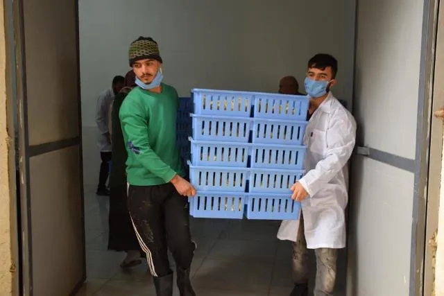 Rêveberiya Xweser bi vekirina projeyan ji ambargoyê re dibe bersiv