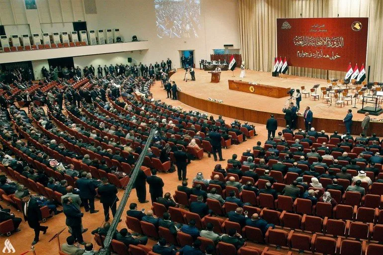 Aloziya siyasî ya li Iraqê: Sîstema kotayan derbasî hundirê mezheban jî dibe