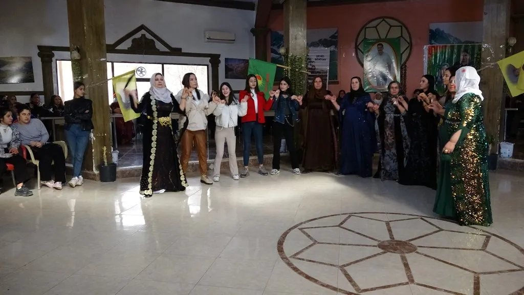 Kongra Star a Rojava salvegera 17'an a damezirandina xwe pîroz kir