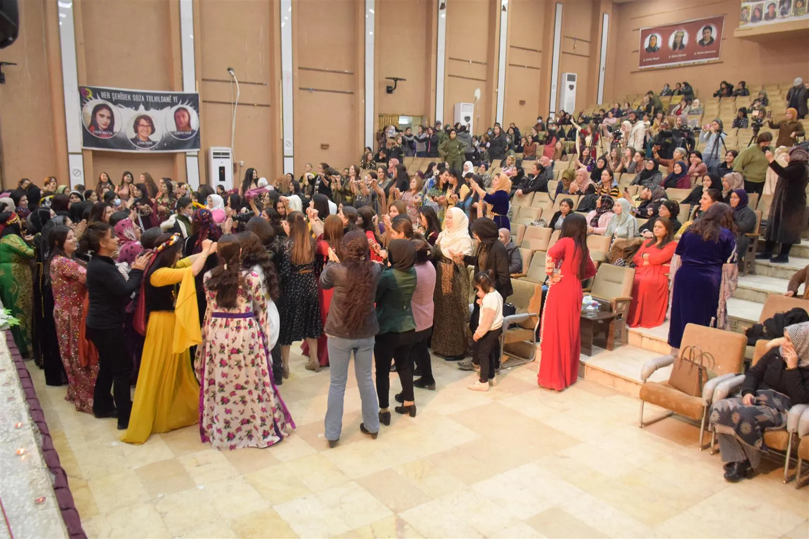 Kongra Star a Rojava salvegera 17'an a damezirandina xwe pîroz kir