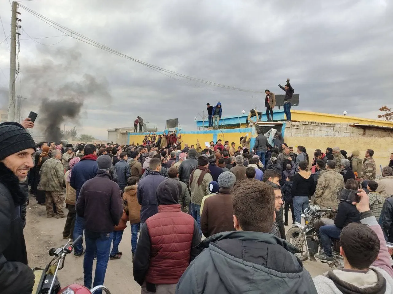 Li Efrînê çete bi hev ketin