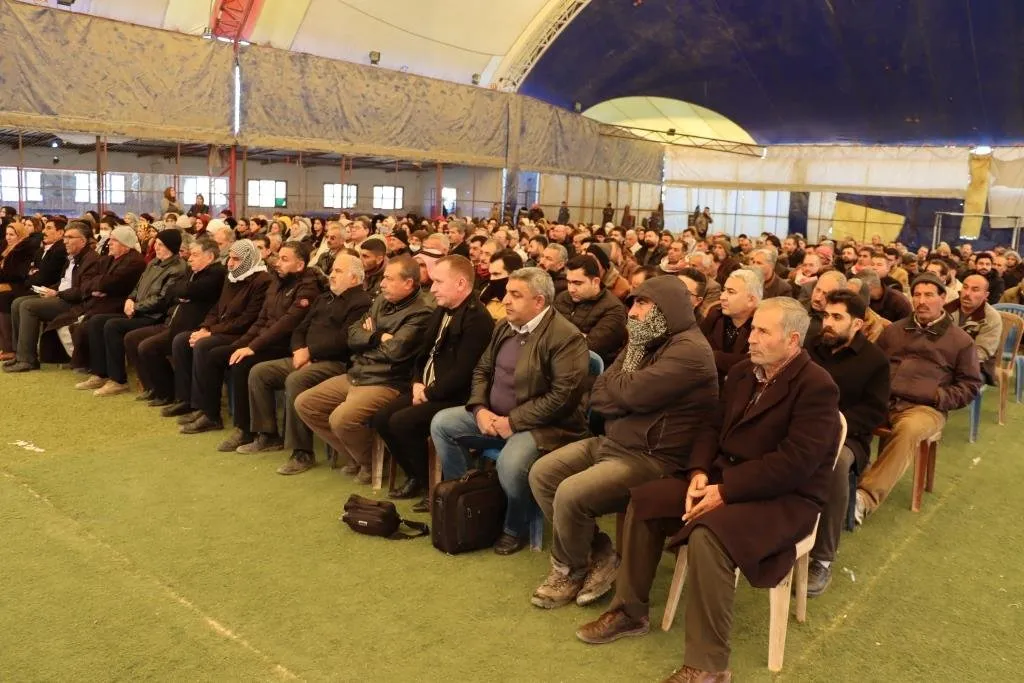 ​​​​​​​Rêveberiya Xweser vê carê bi şêniyên Dirbêsiyê û Zirganê re civiya
