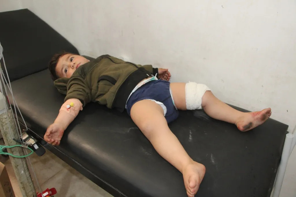 Birîndarên êrişa Kobanê û malbatên wan: Tirkiyê welatiyan dike hedef