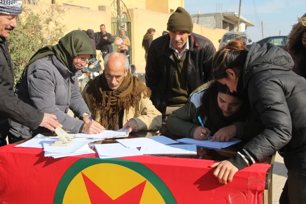 Çalakiyên ji bo derxistina navê PKK`ê ji “lîsteya terorê” berdewam in