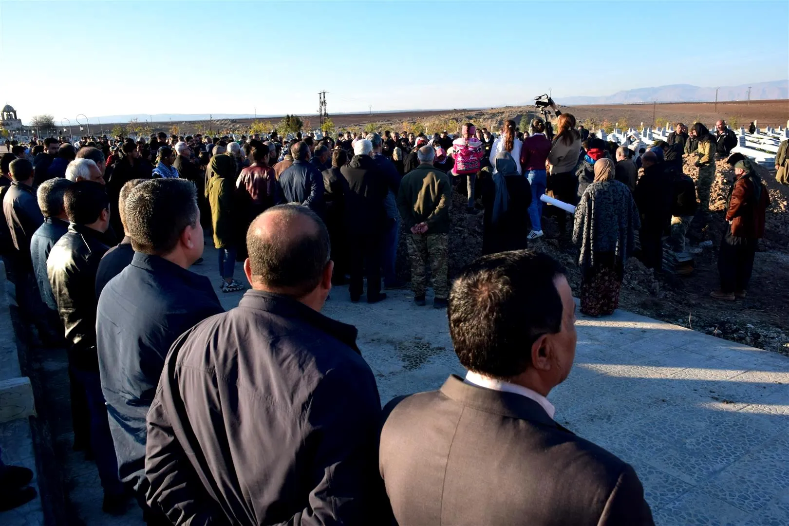 Cenazeyê şehîd Birûsk Botan li Dêrikê hate veşartin