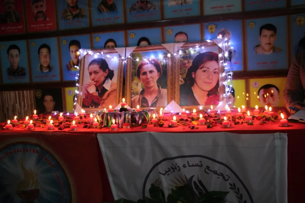 Di salvegera şehadeta Sakîne, Leyla û Fîdan de banga xurtkirina têkoşînê hate kirin