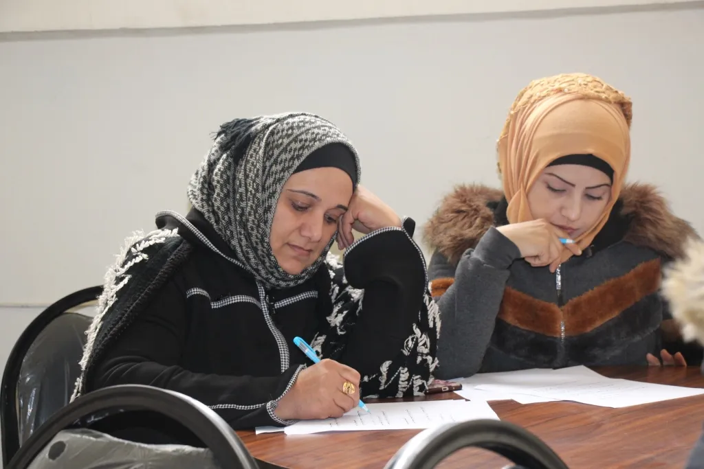 Meclisa Jinan a Sûriyê komxebatek têkildarî parastina jinan di şeran de li dar xist