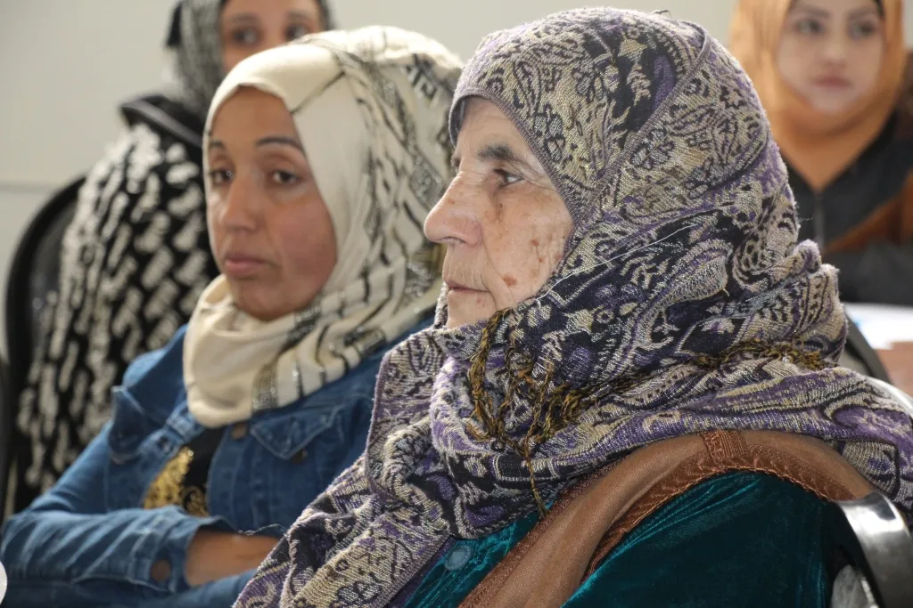 Meclisa Jinan a Sûriyê komxebatek têkildarî parastina jinan di şeran de li dar xist
