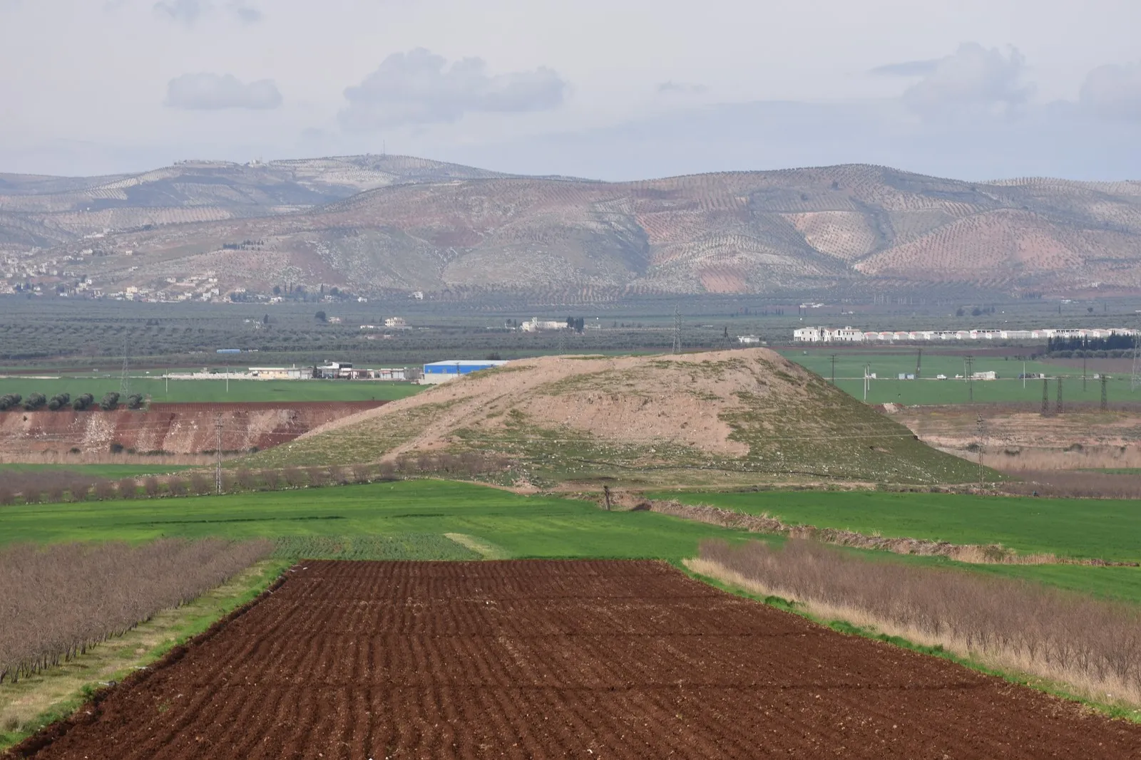 Dewleta Tirk wêrankirina mîrasa dîrokî ya Efrînê didomîne