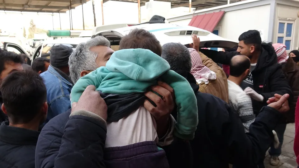 ​​​​​​​Di encama topbarana dewleta Tirk de ziyanên madî çêbûn