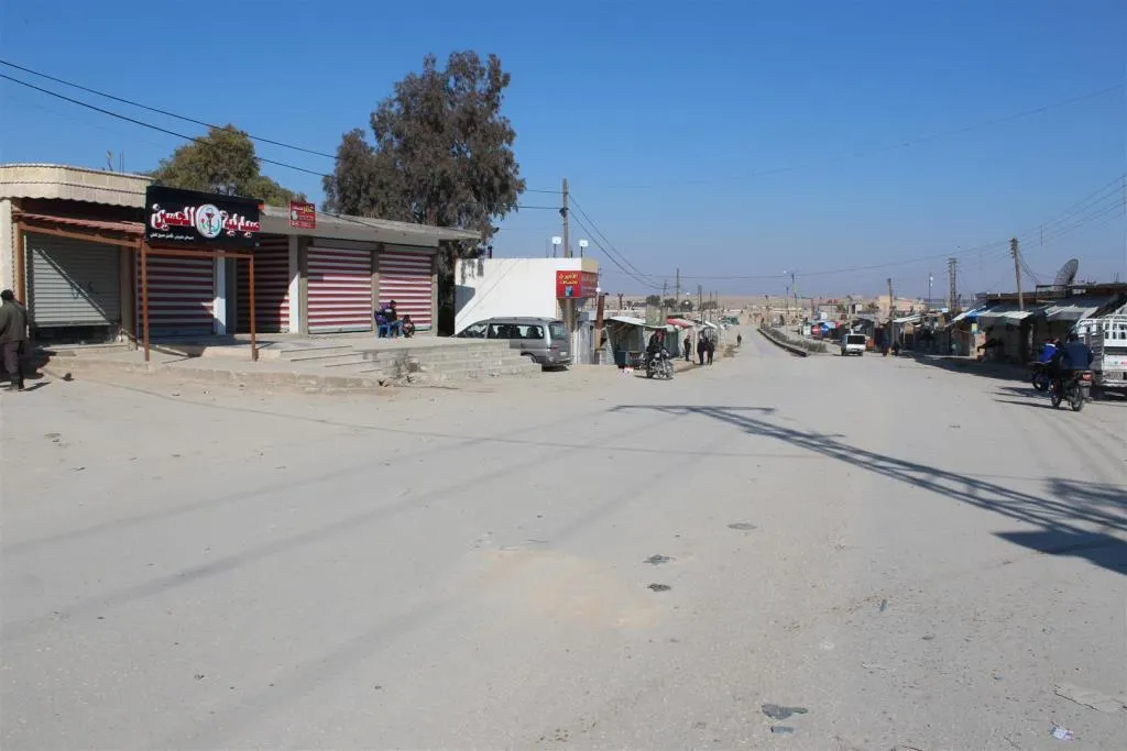Li seranserê Bakur û Rojhilatê Sûriyê dikan hatin girtin