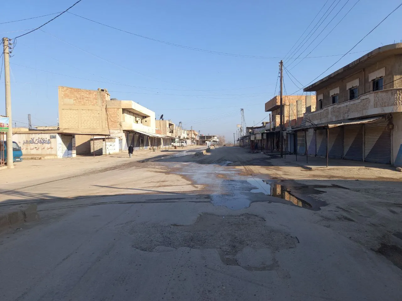 Li seranserê Bakur û Rojhilatê Sûriyê dikan hatin girtin