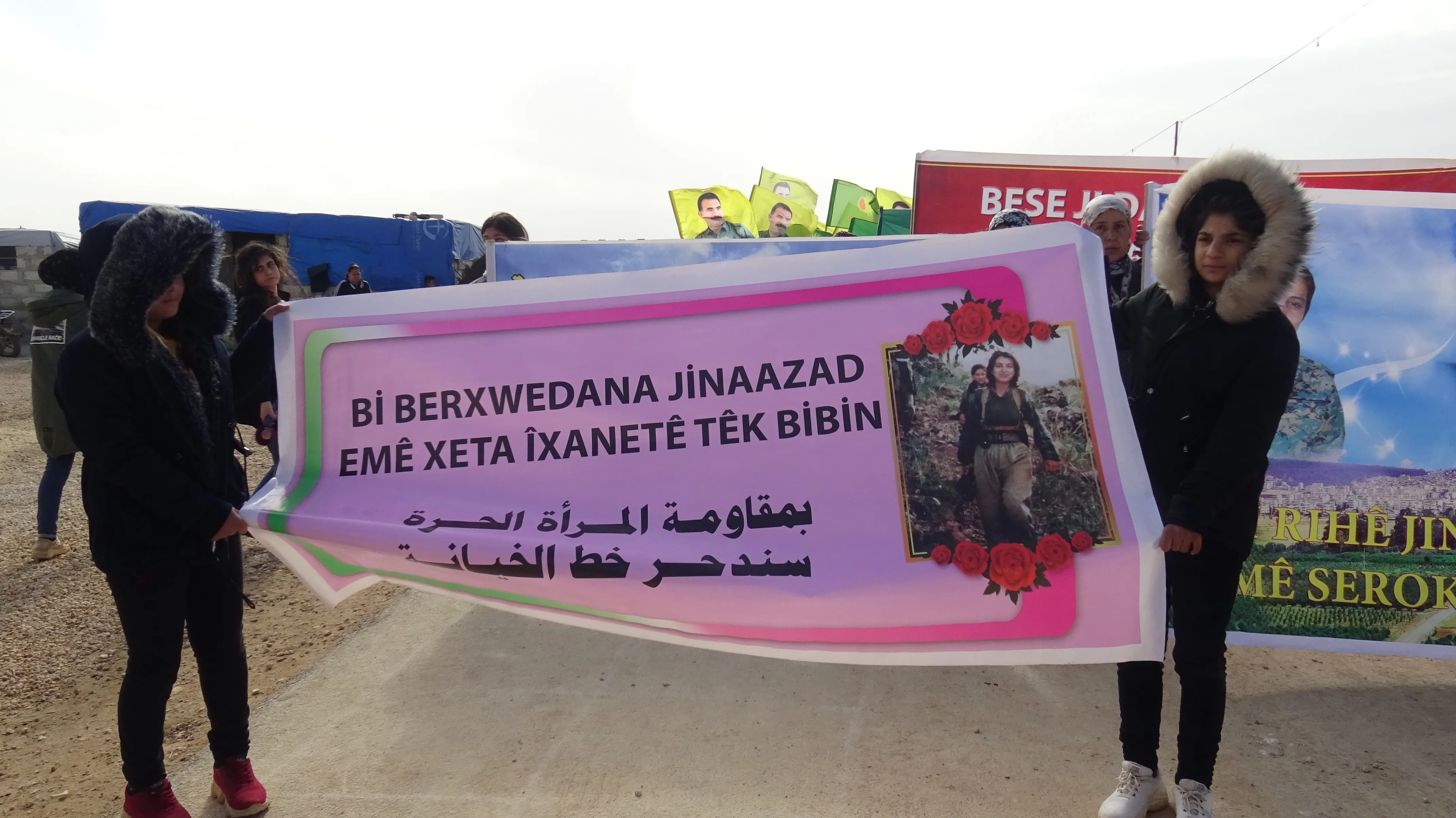 Kongra Star a herêma Efrînê meşek li dar xist