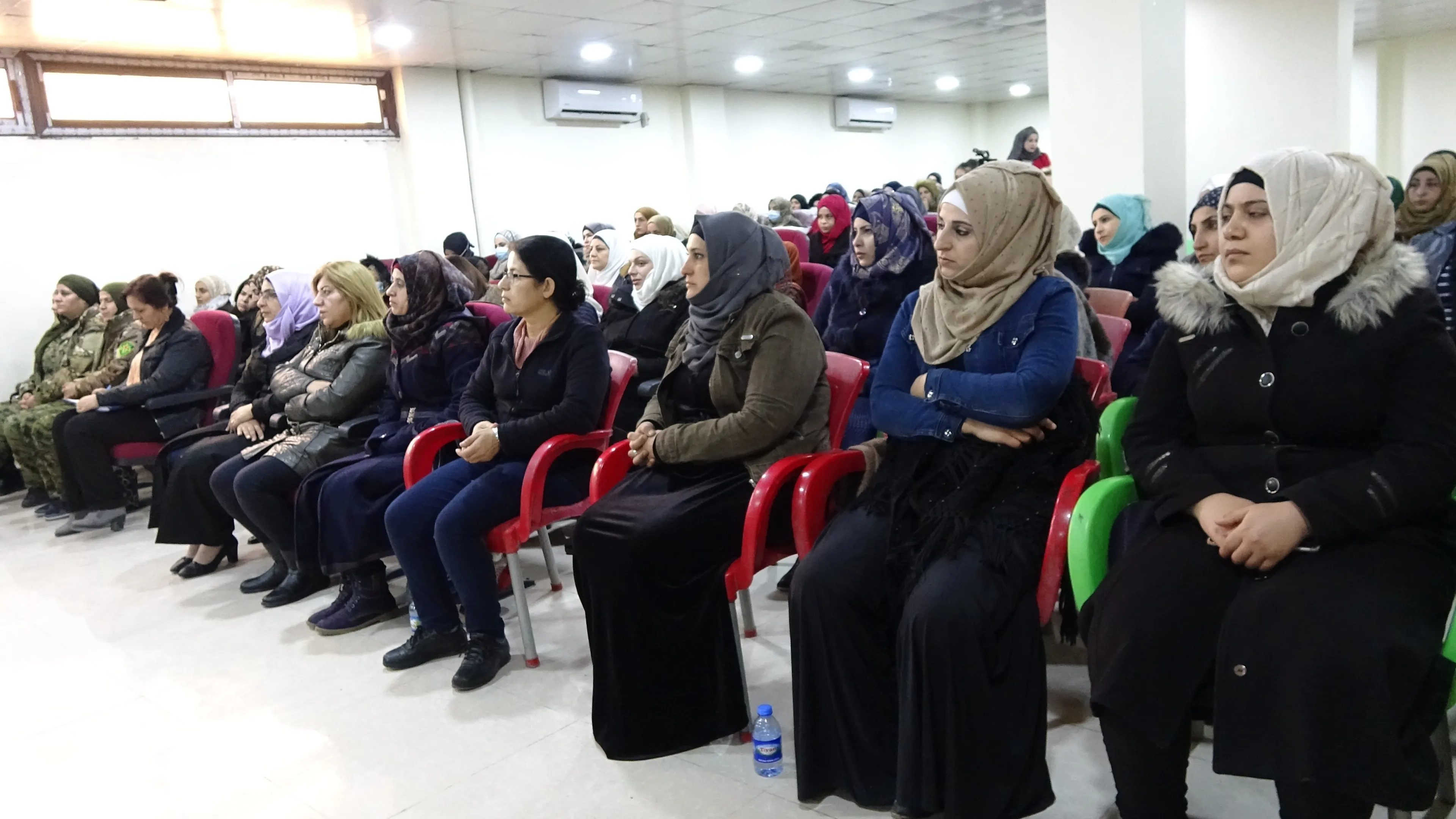 Li Tebqayê têkildarî komploya navneteweyî sînevîzyonek hate pêşandan