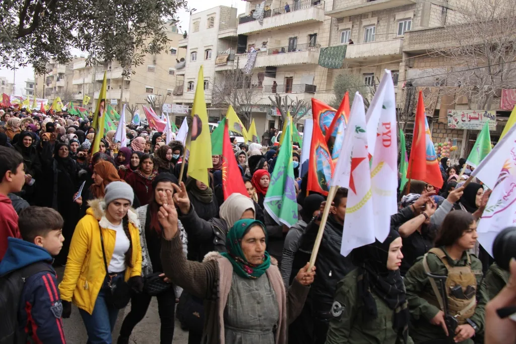 ​​​​​​​Li Minbic, Kobanê û Şehbayê çalakiyên şermezarkirina komployê