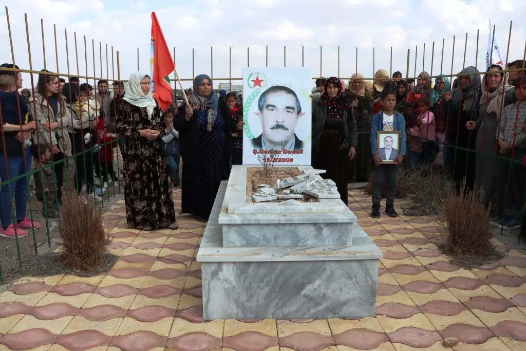Şehîd Osman Dadelî li ser gora xwe hate bibîranîn