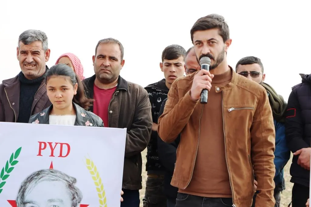 Şehîd Osman Dadelî li ser gora xwe hate bibîranîn