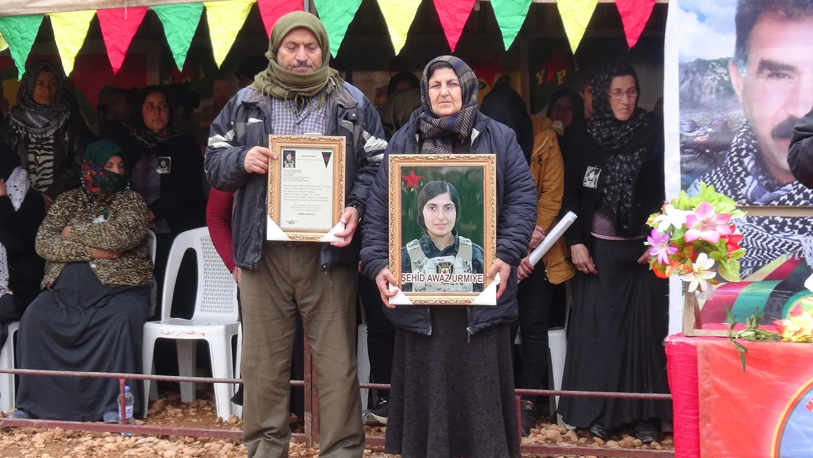​​​​​​​Şêniyên herêma Efrînê sersaxî ji malbeta şehîd Awaz Urmiya re xwest