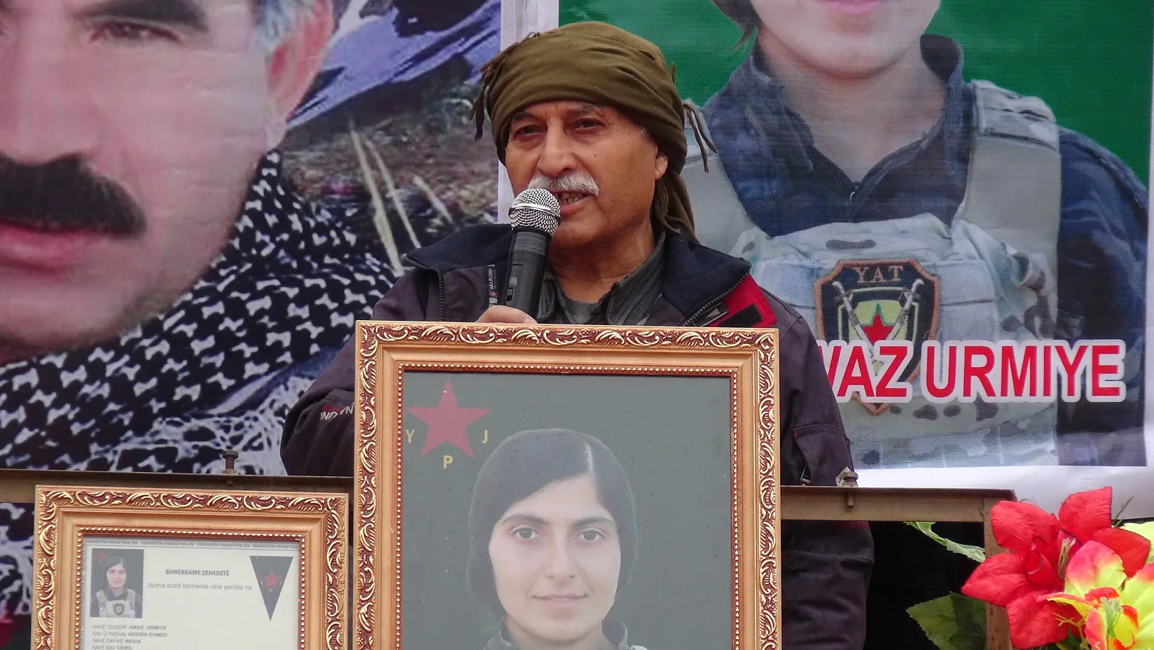 ​​​​​​​Şêniyên herêma Efrînê sersaxî ji malbeta şehîd Awaz Urmiya re xwest
