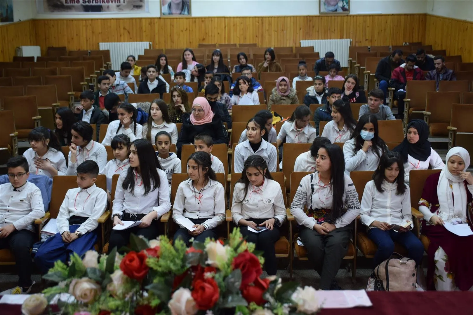 Li Girkê Legê pêşbirka helbestan hate lidarxistin