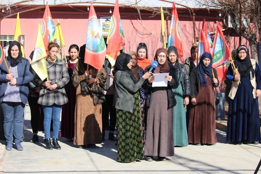 ​​​​​​​Bi armanca şermezarkirina komploya 15`ê Sibatê rêzeçalakî hatin lidarxistin