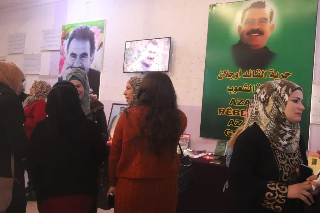 ​​​​​​​Bi armanca şermezarkirina komploya 15`ê Sibatê rêzeçalakî hatin lidarxistin