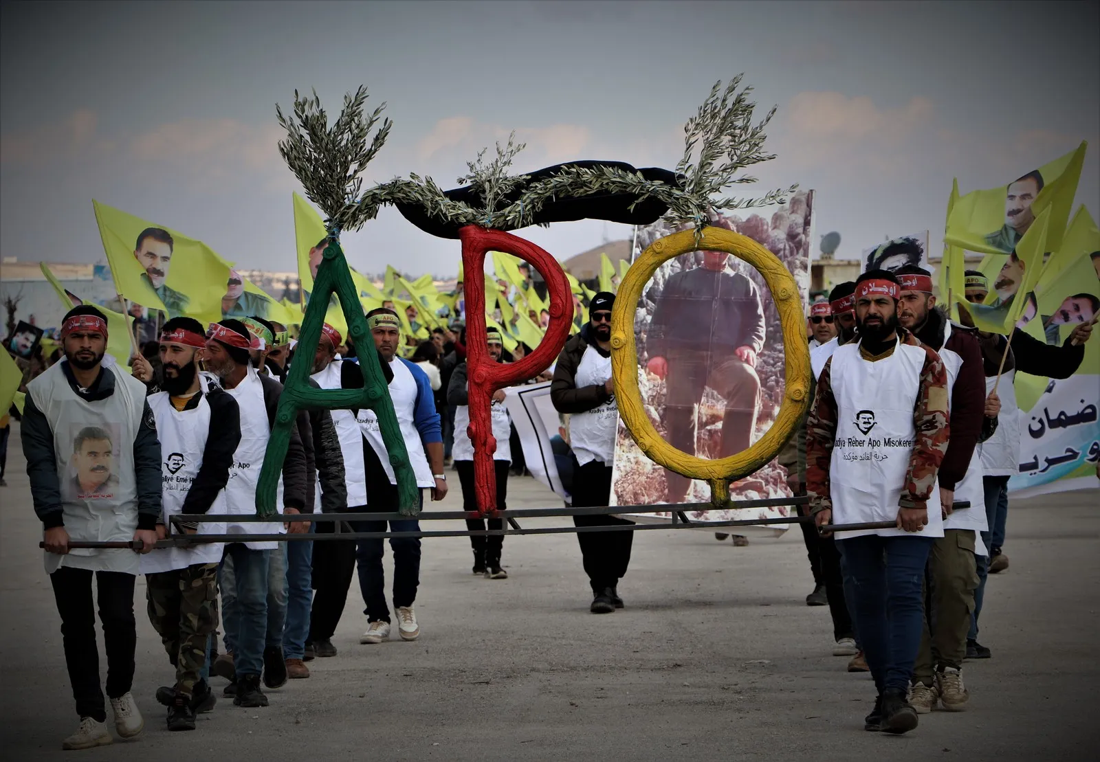 Bi deh hezaran şêniyên herêma Efrînê komplo şermezar kir