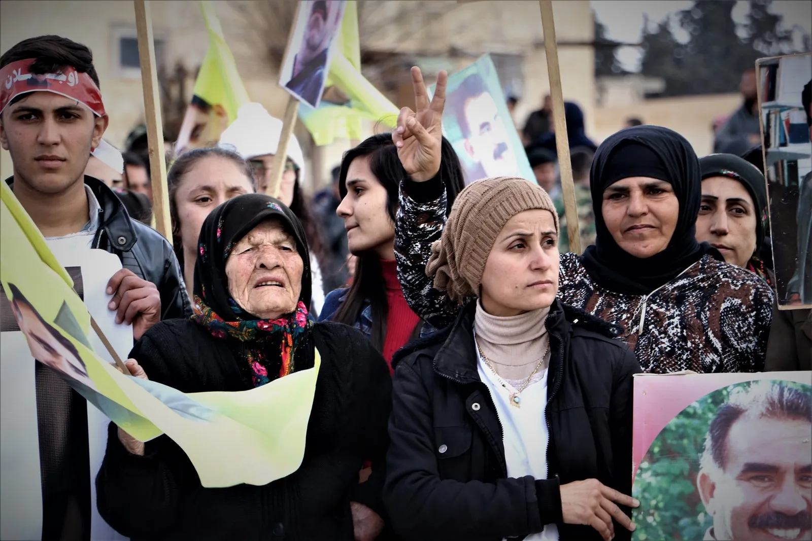 Bi deh hezaran şêniyên herêma Efrînê komplo şermezar kir