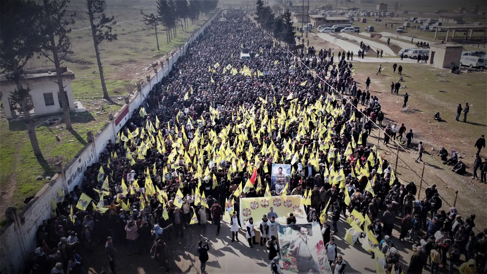 Bi deh hezaran şêniyên herêma Efrînê komplo şermezar kir
