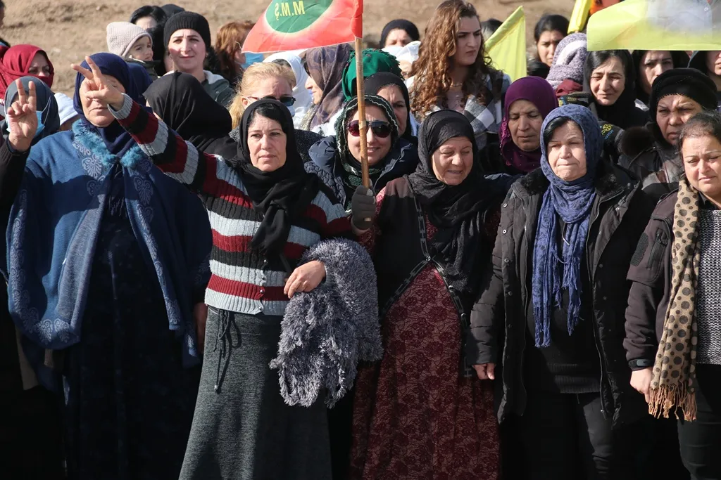 Li cihê hedefgirtinê … Şêniyên Dêrik û Girkê Legê banga xurtkirina têkoşînê kir