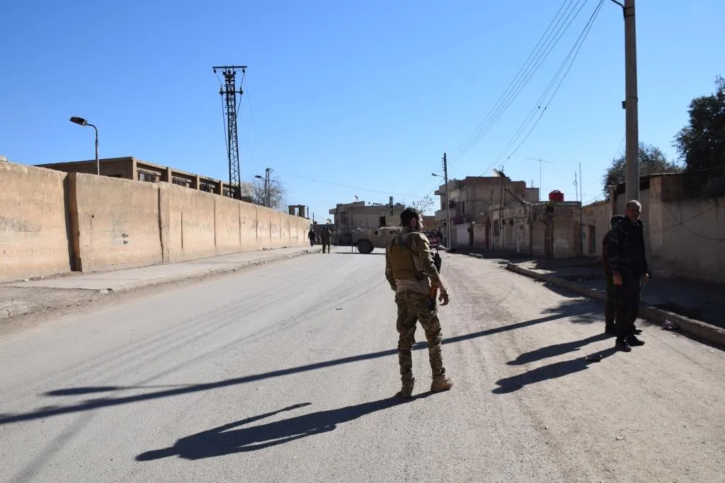 Operasyonên ewlehiyê li Hesekê berdewam in